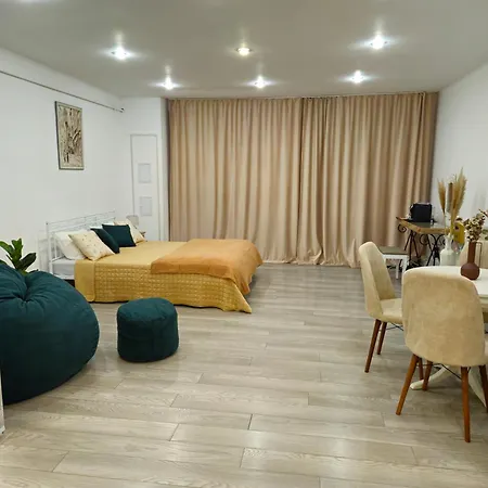 Apartment The Bohemian Connection, Rezerva Acum Ultracentral Spatios Si Curat, Scaun Masaj, Ceai, Cafea, Apa Filtru, Parcare Publica Gratuita Craiova